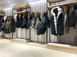 探訪廣州服裝批發(fā)基地 圖 m.coco羽絨服品牌女裝折扣特賣與鞋帽箱包批發(fā)的完美結(jié)合